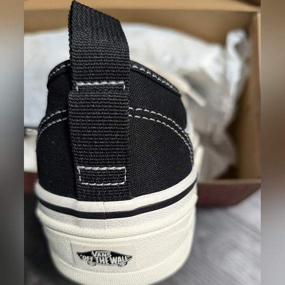 New black and white canvas VANS Sentry old skool - Picture 3 of 4